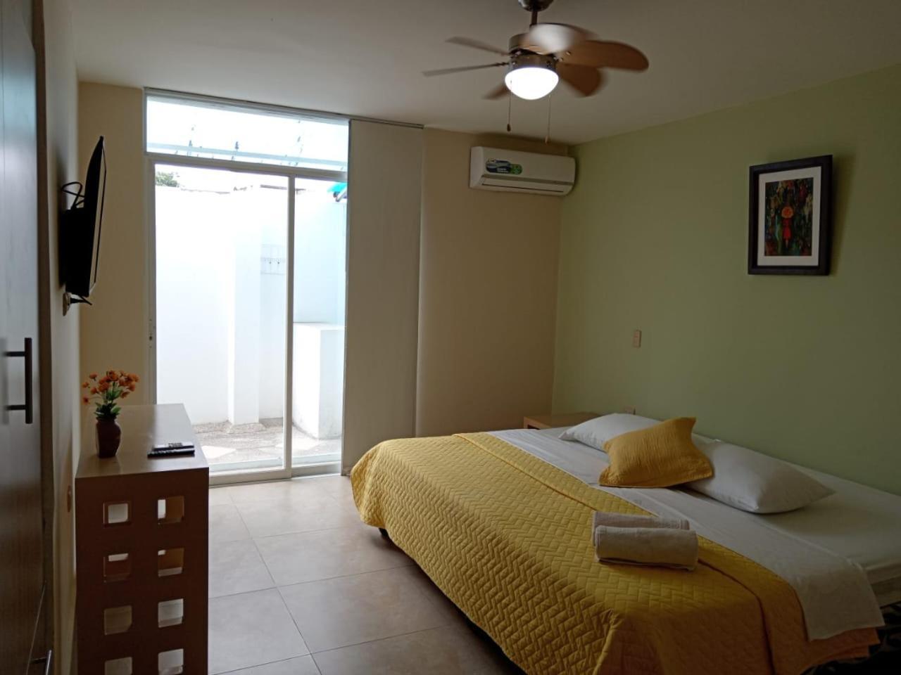 Edificio Galatea Apartment Manta